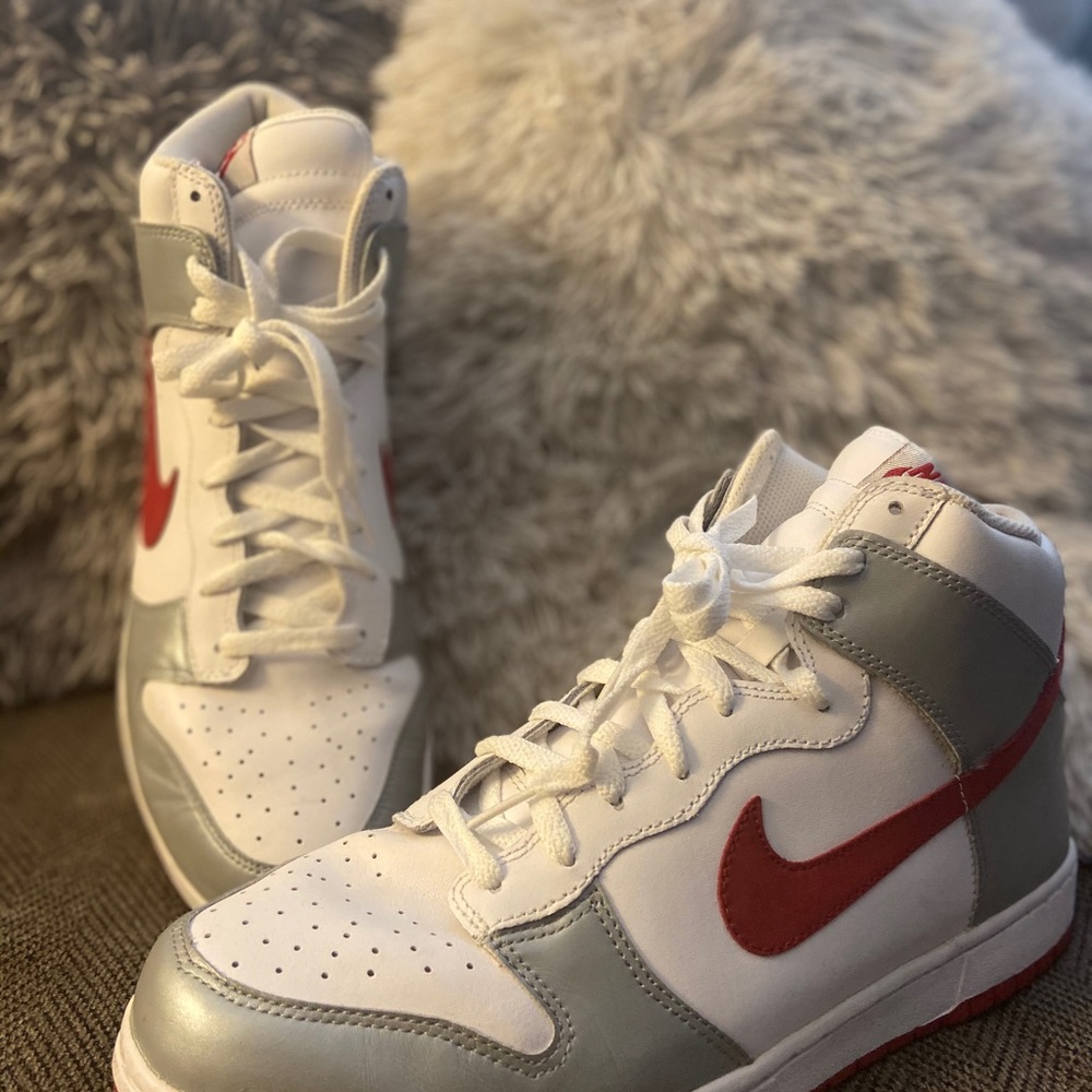 Nike Dunk HI Premium Sneakers